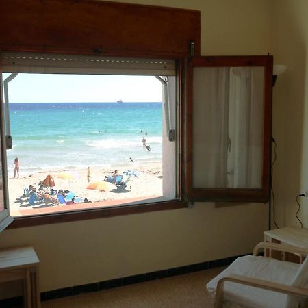 El Faro Apartaments Platja Llarga-Les Salines-Tgn Таррагона Экстерьер фото