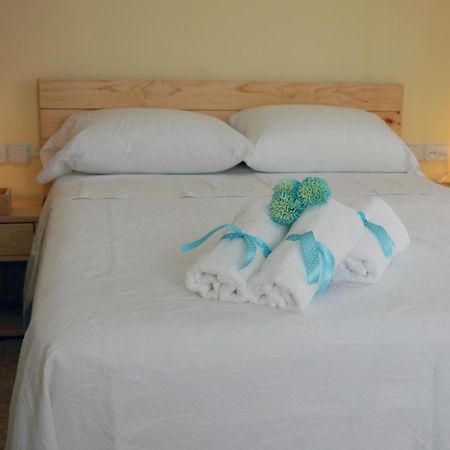El Faro Apartaments Platja Llarga-Les Salines-Tgn Таррагона Экстерьер фото