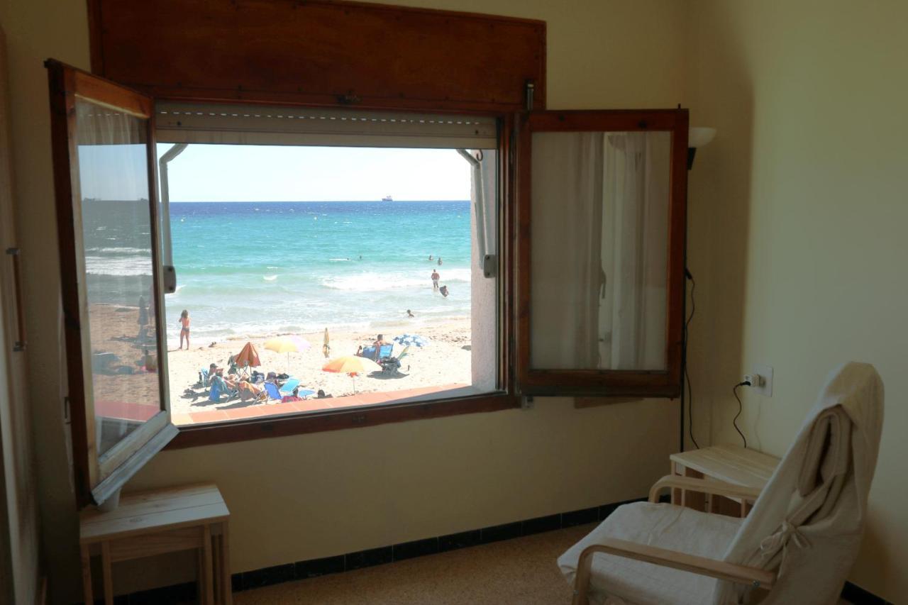 El Faro Apartaments Platja Llarga-Les Salines-Tgn Таррагона Экстерьер фото
