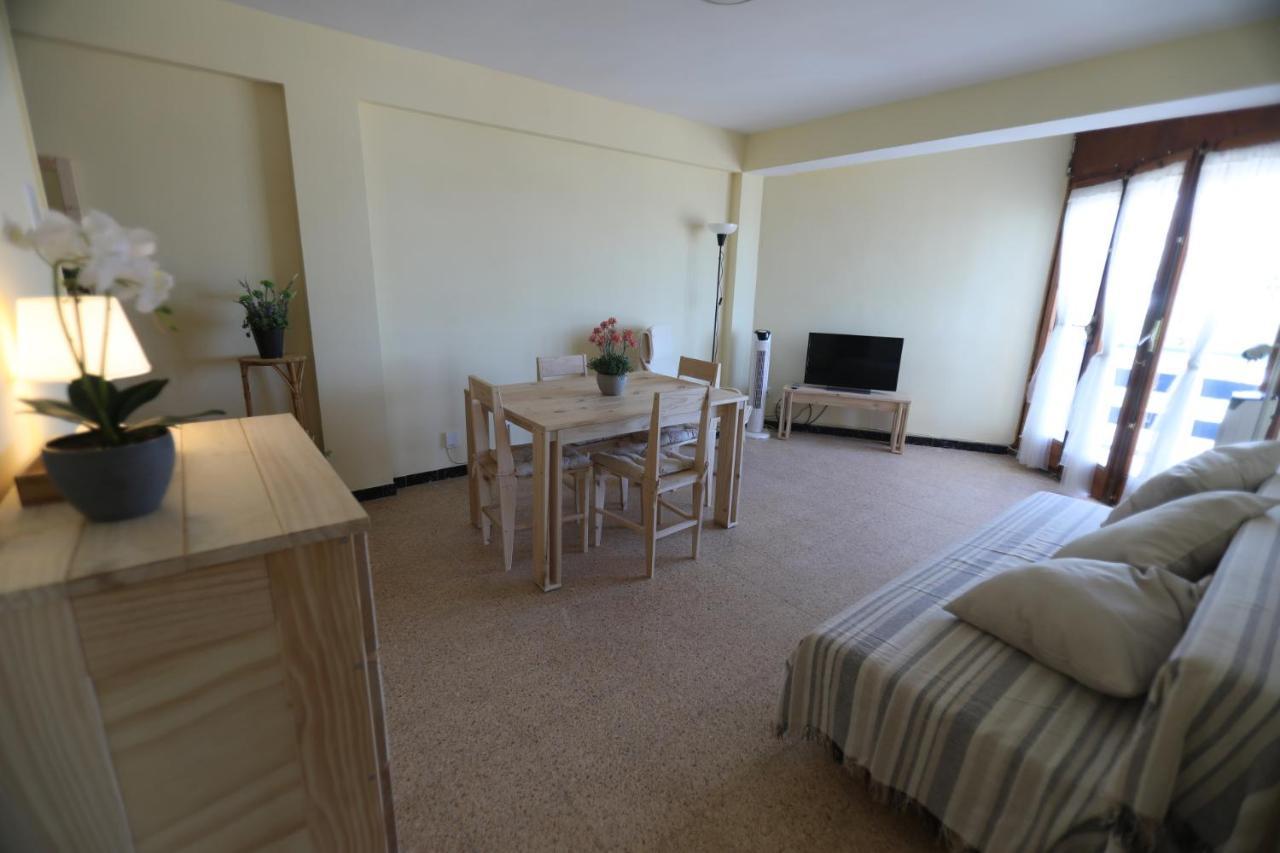 El Faro Apartaments Platja Llarga-Les Salines-Tgn Таррагона Экстерьер фото
