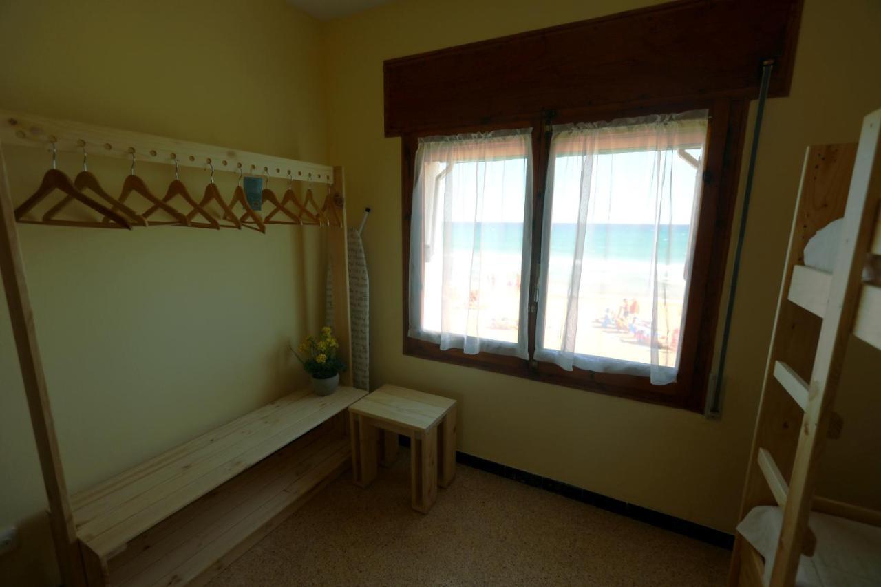 El Faro Apartaments Platja Llarga-Les Salines-Tgn Таррагона Экстерьер фото
